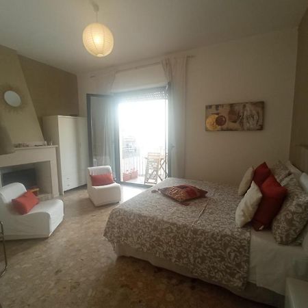 Hotel Myhouse Olbia Zewnętrze zdjęcie