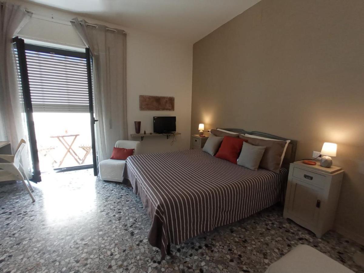 Hotel Myhouse Olbia Zewnętrze zdjęcie