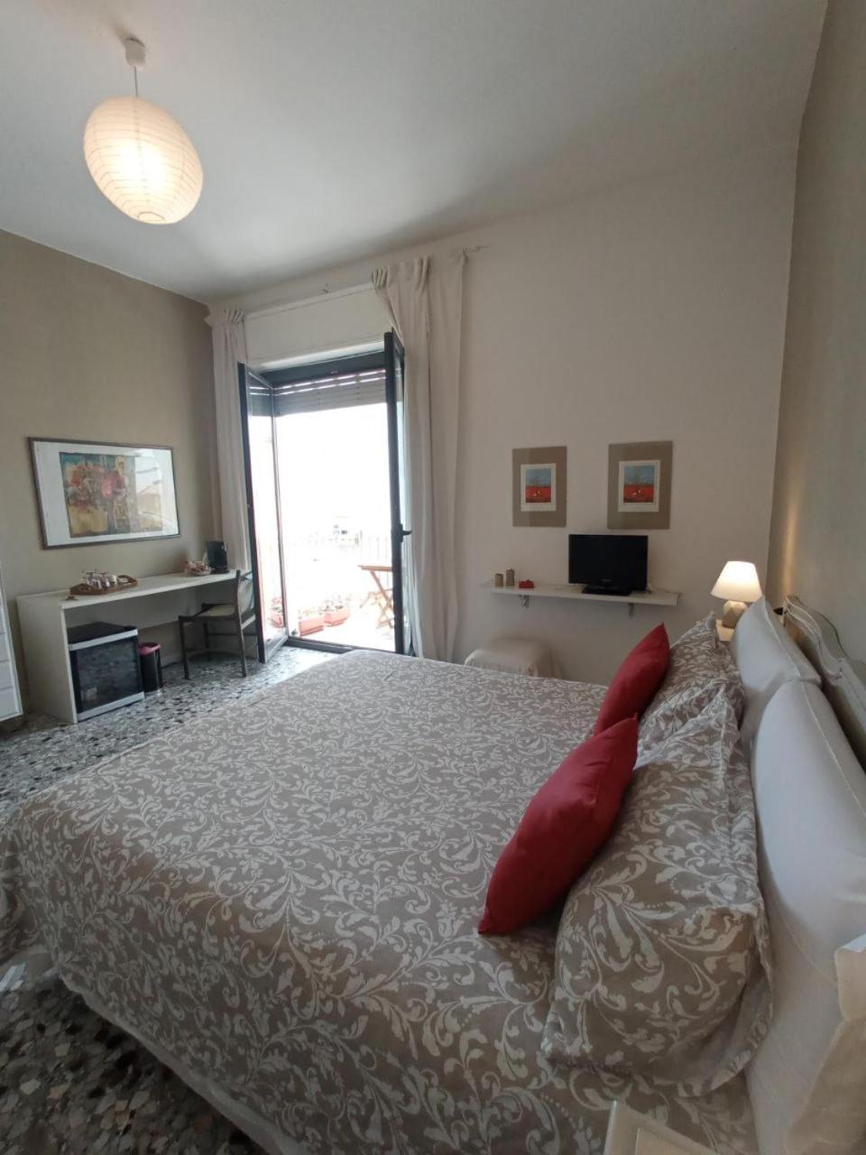 Hotel Myhouse Olbia Zewnętrze zdjęcie